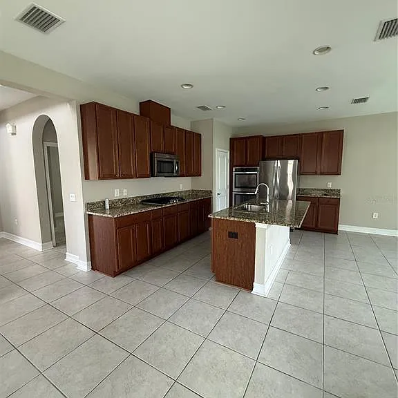 29211 Perilli Pl — Photo 2