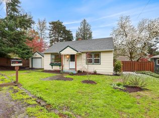 2930 SW Hume Ct, Portland, OR 97219