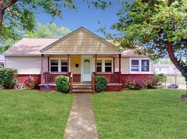 2811 Magnolia St, Portsmouth, VA 23704