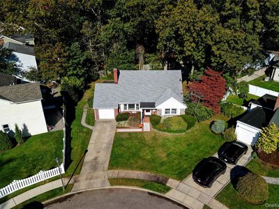 465 York Court, Rockville Centre, NY, 11570