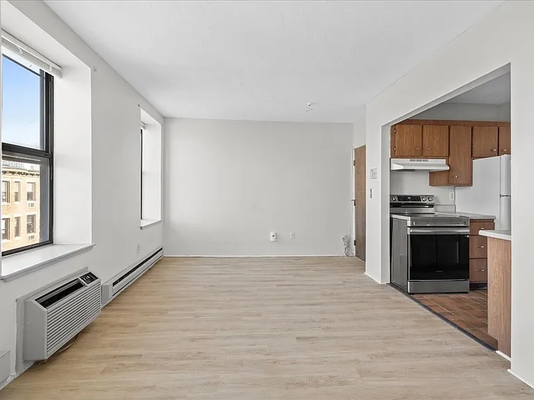 1 Cypress Rd #107 — Photo 4