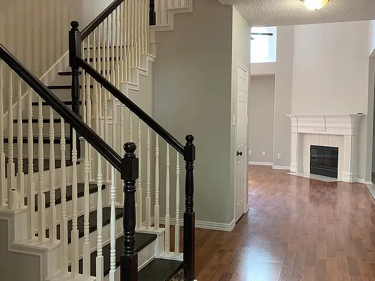 2028 Fox Glen Dr — Photo 14