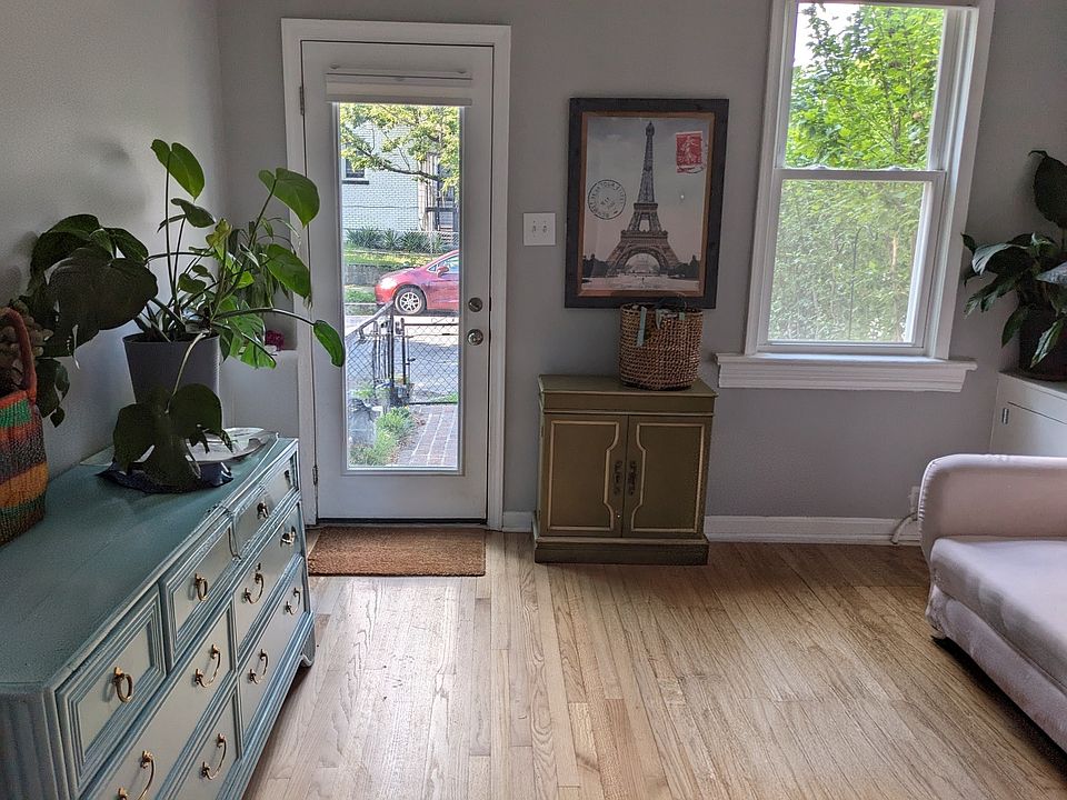 1st image of 329 L St NE