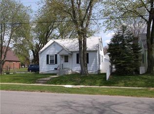 902 Sunset Ave, Grove City, PA 16127
