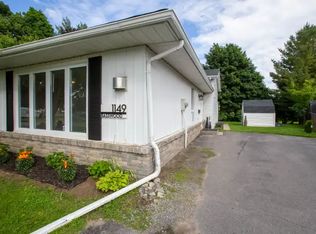 1149 Basswood Pl #1A, Kingston, ON K7P1K4