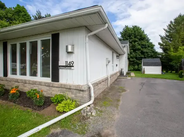 1149 Basswood Pl #1A, Kingston, ON K7P 1K4