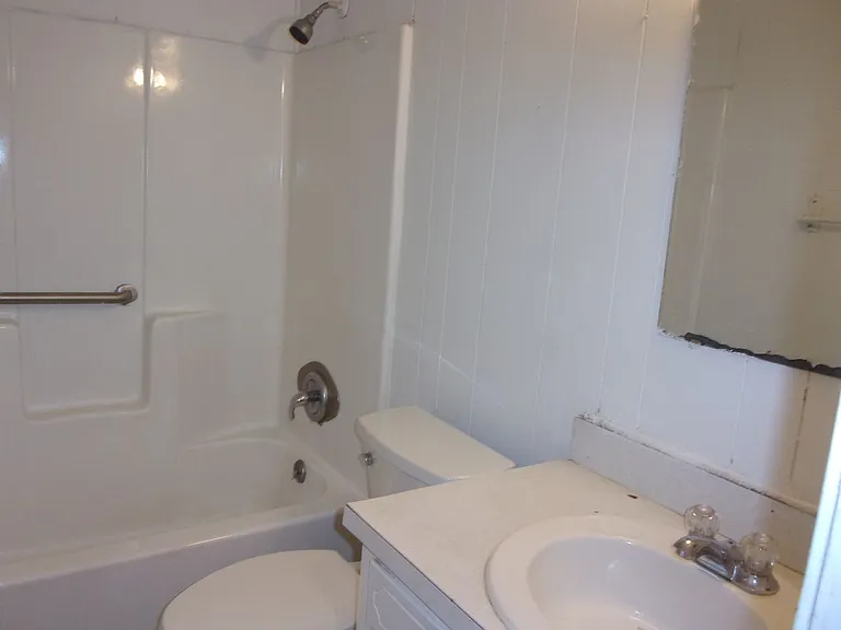 1331 Spanish Villa Ln #D — Photo 8