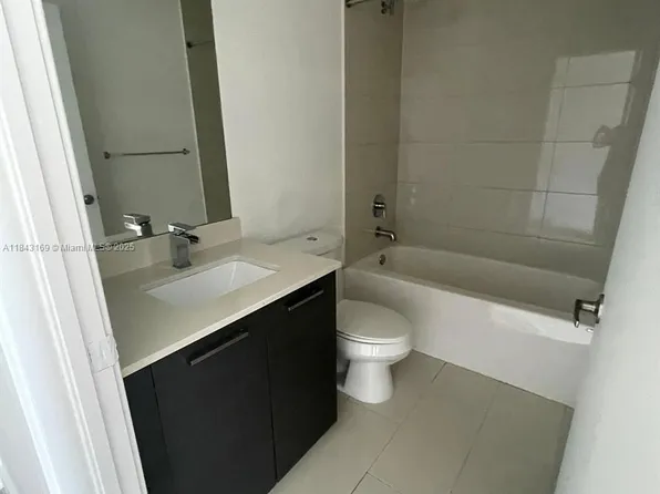 (undisclosed Address), Lauderhill, FL 33311