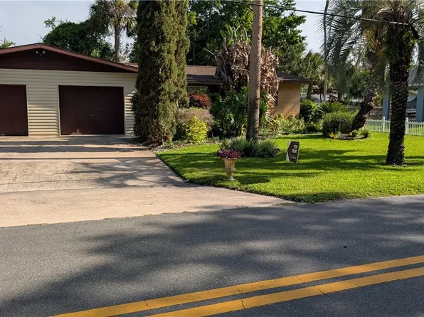 812 NW 6th St, Crystal River, FL 34428