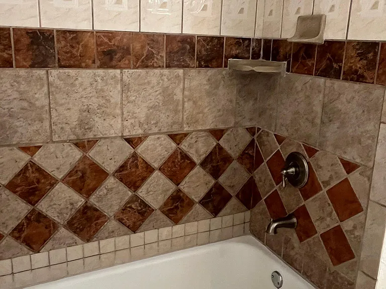 Hall Bathroom 2