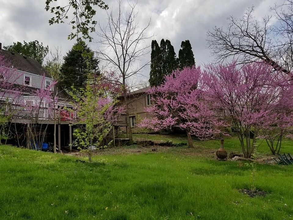 2nd image of 1224 Willow Way