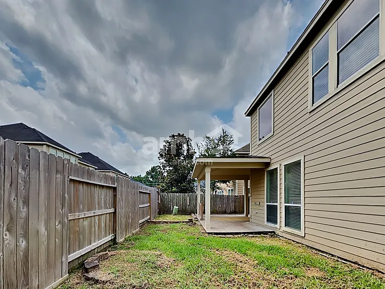 15818 Shoreline Terrace Dr — Photo 22