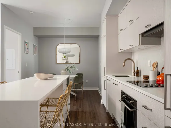106 Dovercourt Rd #321, Toronto, ON M6J 0G4