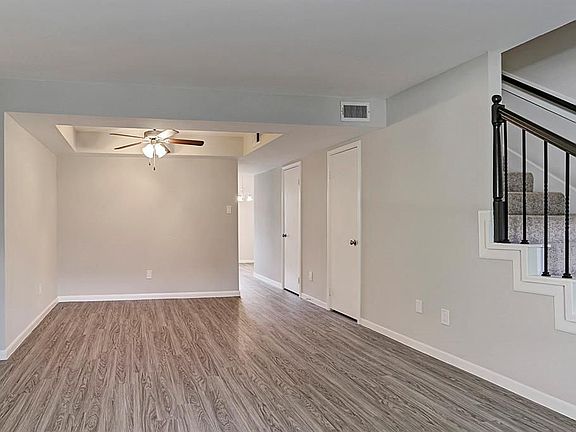2nd image of 10238 Longmont Dr Unit 1109