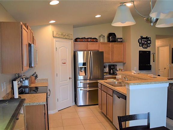 4th image of 12131 Ledbury Commons Dr