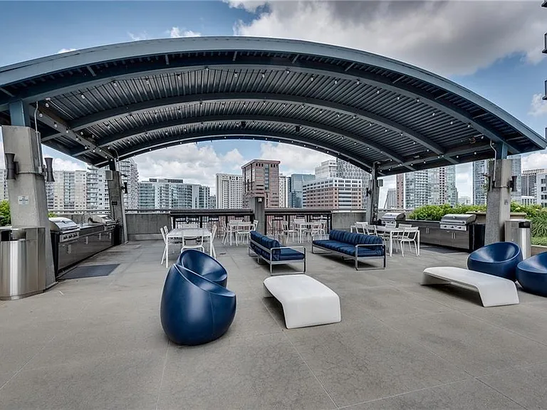 923 Peachtree St NE #1221 — Photo 31