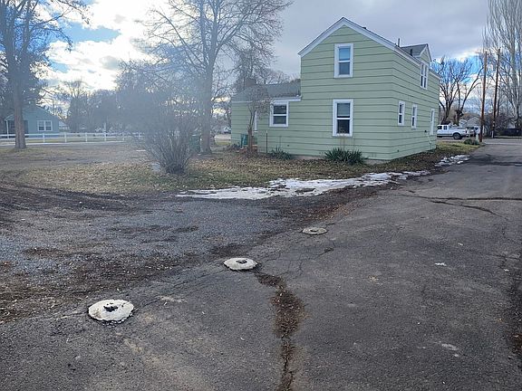 4th image of 2439 Homedale Rd