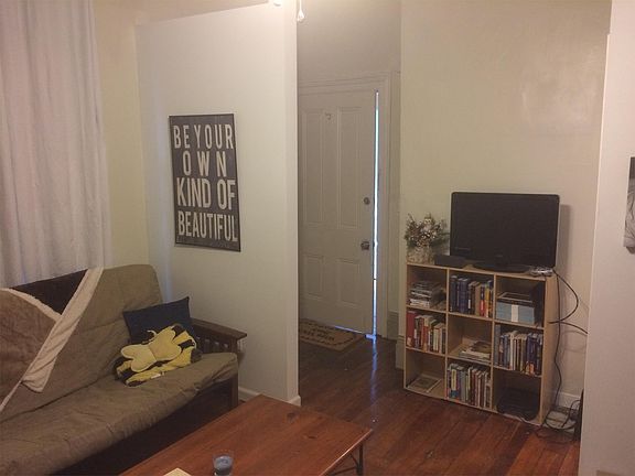5th image of 27 S Market St APT 1