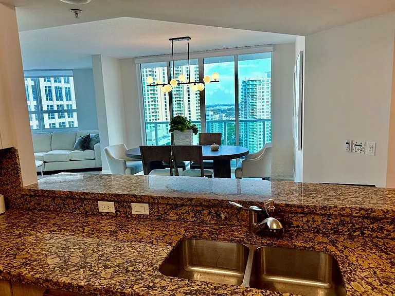350 SE 2nd St #2630 — Photo 5