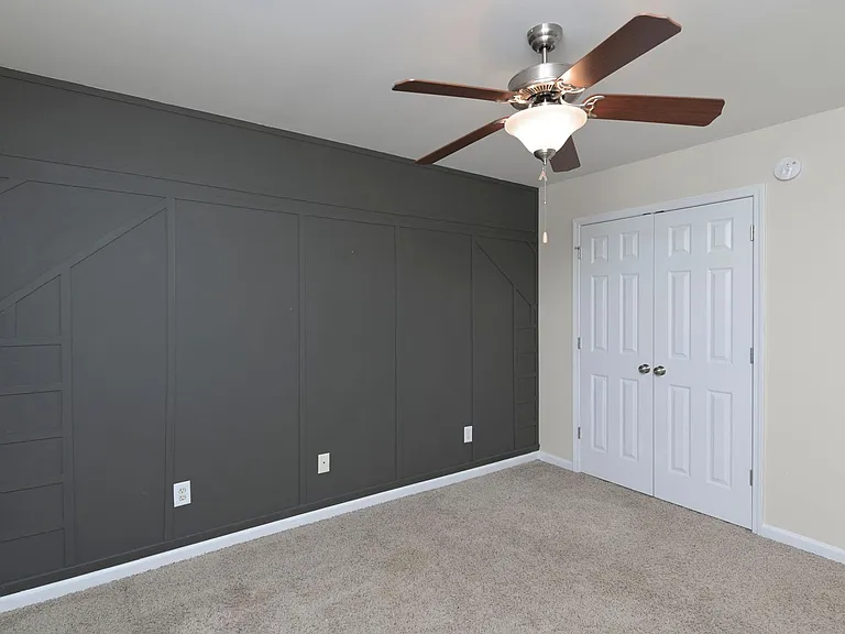 1811 Pulaski St — Photo 25