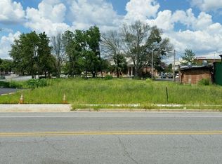 216 Gordon St, Douglas, GA 31533