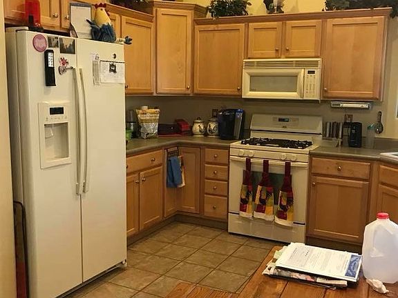 3rd image of 7606 S Hinds Willow Way