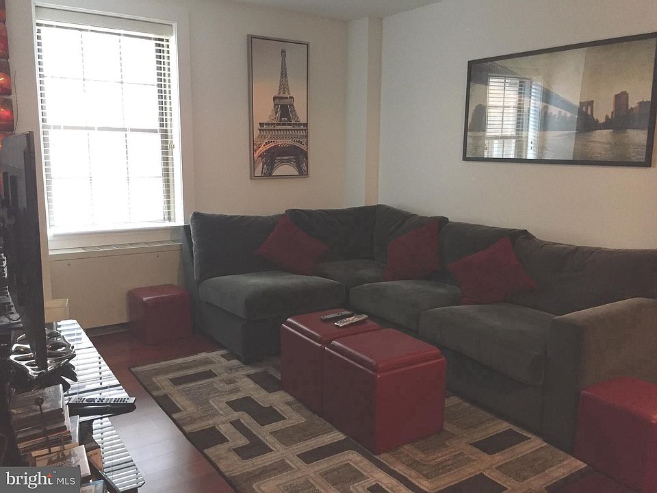 1st image of 219 S 18th St #29-1503