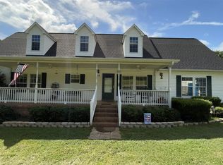 709 Springdale Rd, Cowpens, SC 29330