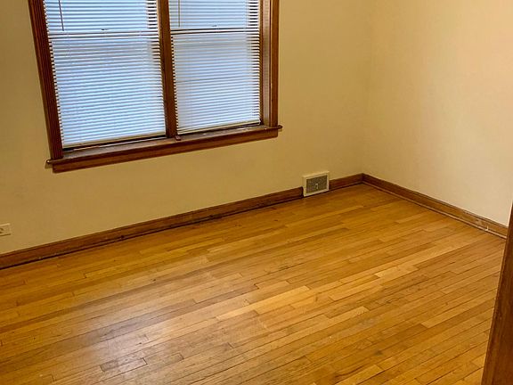 5th image of 1342 S Austin Blvd #1F