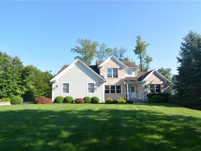 1144 Meadow Woods Dr, Macedonia, OH, 44056