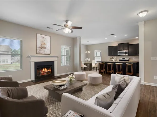44 Forrest Hills Dr, Dallas, GA 30157