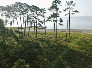 117 Woodill Rd, Carrabelle, FL 32322