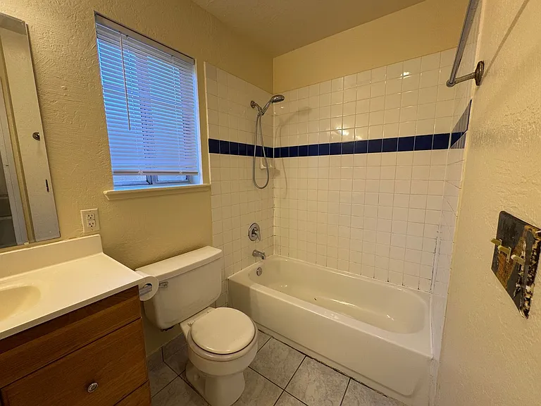 6542 Leesburg Pl — Photo 11