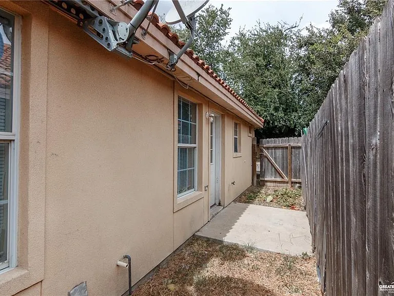 2505 Shasta Ave #3 — Photo 13