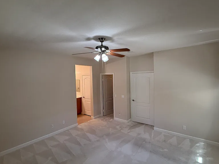 10302 Oldham Ln — Photo 19