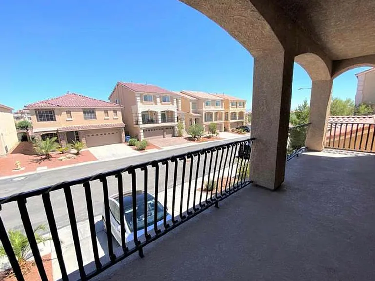 6771 Medovina Ct — Photo 10