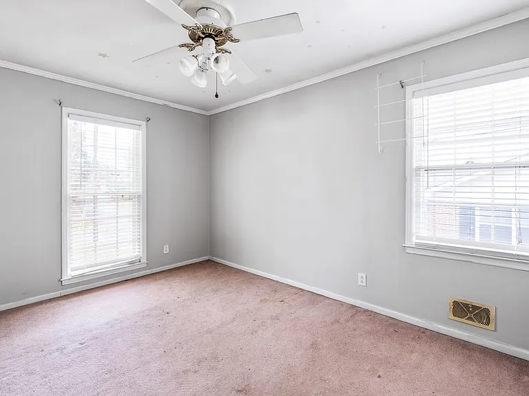 4536 S Beechwood Dr — Photo 15