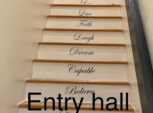 8470 Pippin Rd, Cincinnati, OH 45251