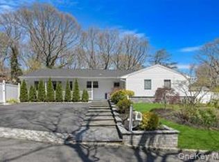 3 Aron Street, Smithtown, NY 11787