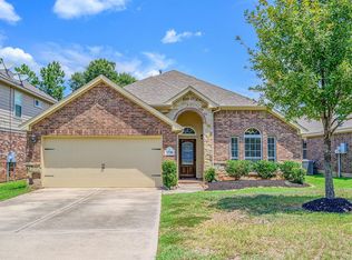 1730 Round Oak Ln, Conroe, TX 77304