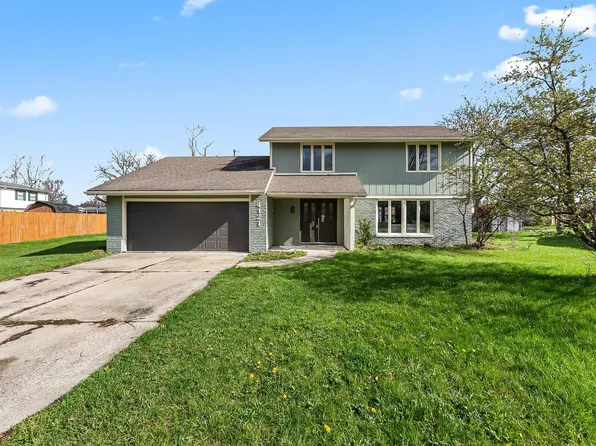 4121 Moorfield Ln, Fort Wayne, IN 46816