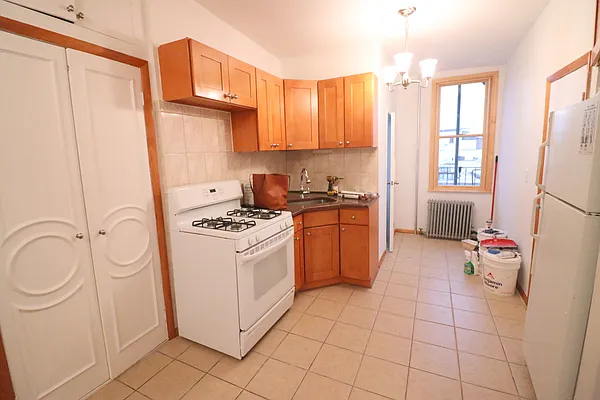 Rented by Corcoran | media 37