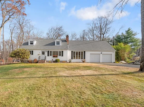 12 Karen Drive, New Fairfield, CT 06812