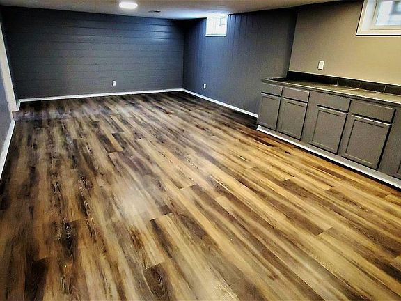 Basement w/new floor