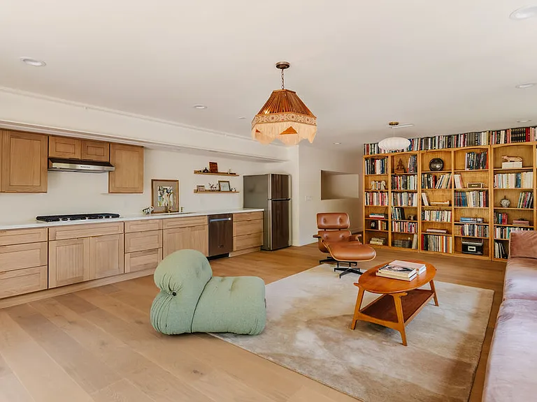 12220 Benmore Ter — Photo 36