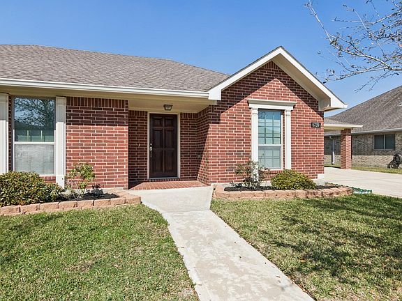 4th image of 6739 Conroe Cir