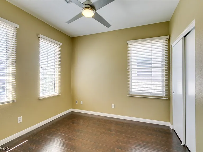 5928 Attavilla Dr — Photo 31