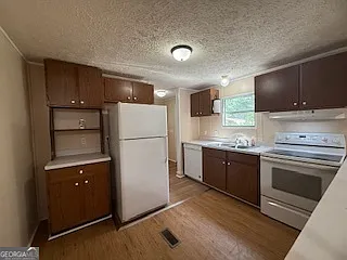 268 Persimmon Dr — Photo 9