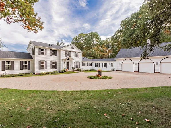 7200 Mayfield Rd, Gates Mills, OH 44040