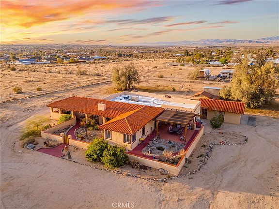 2nd image of 74784 Foothill Dr